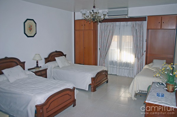 Hostal y Apartahotel Bar Nuevo