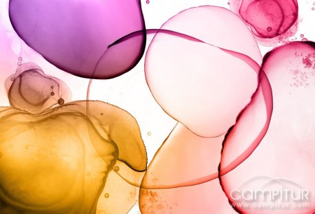 Maguilla propone una jornada gratuita que une pintura, vino y tradición local